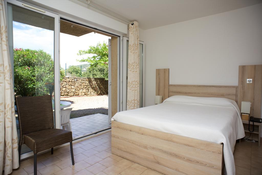 Motel Le Vieux Moulin LʼÎle-Rousse Eksteriør billede