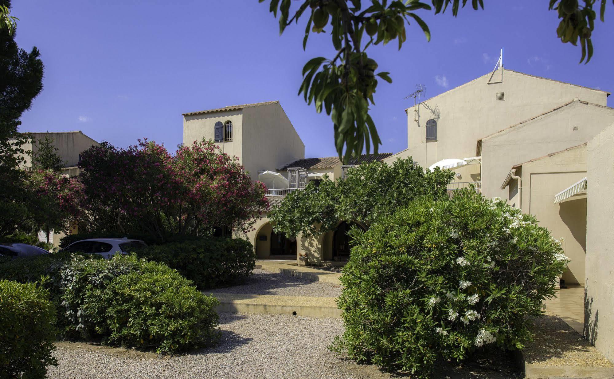 Motel Le Vieux Moulin LʼÎle-Rousse Eksteriør billede