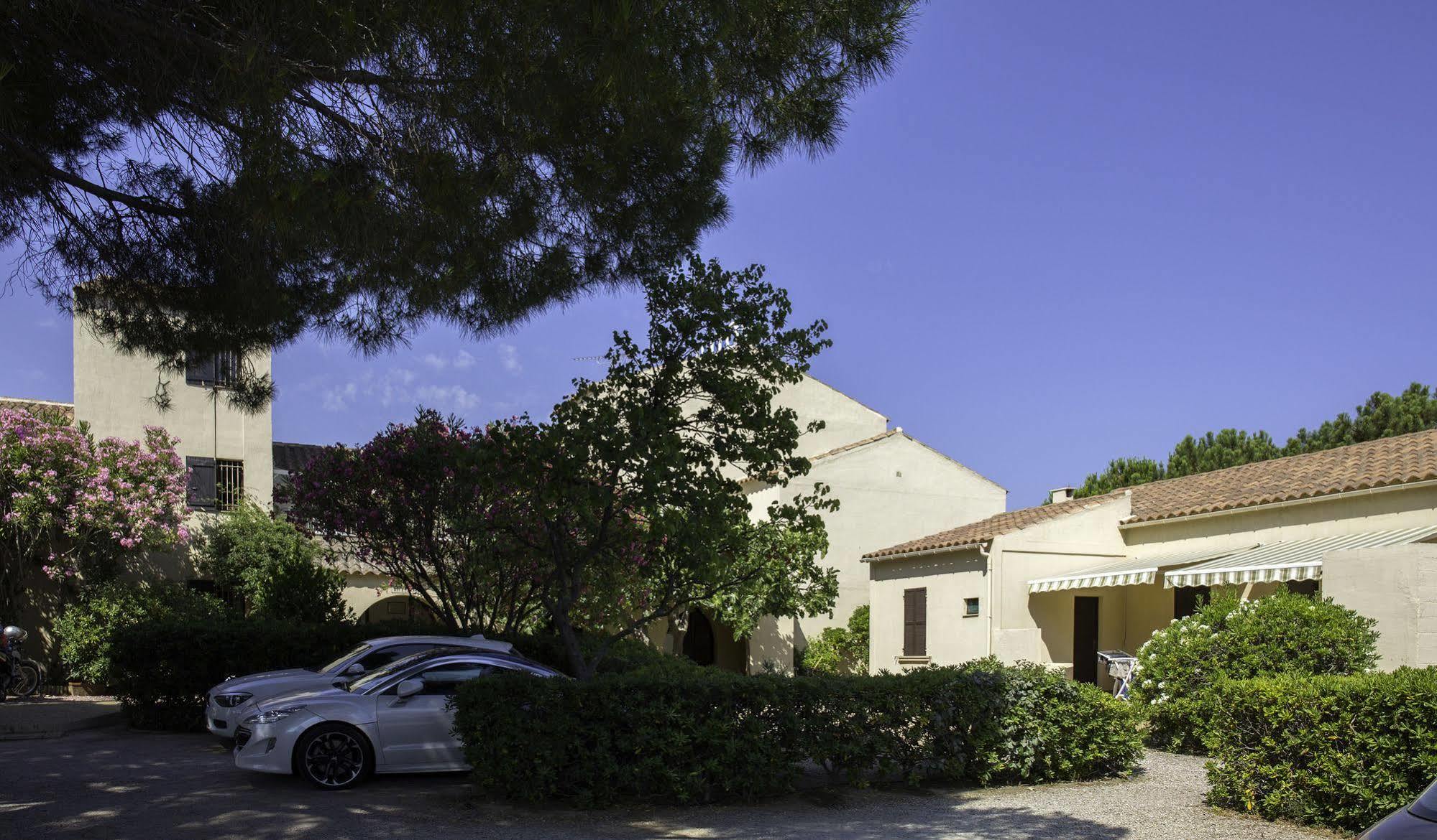 Motel Le Vieux Moulin LʼÎle-Rousse Eksteriør billede