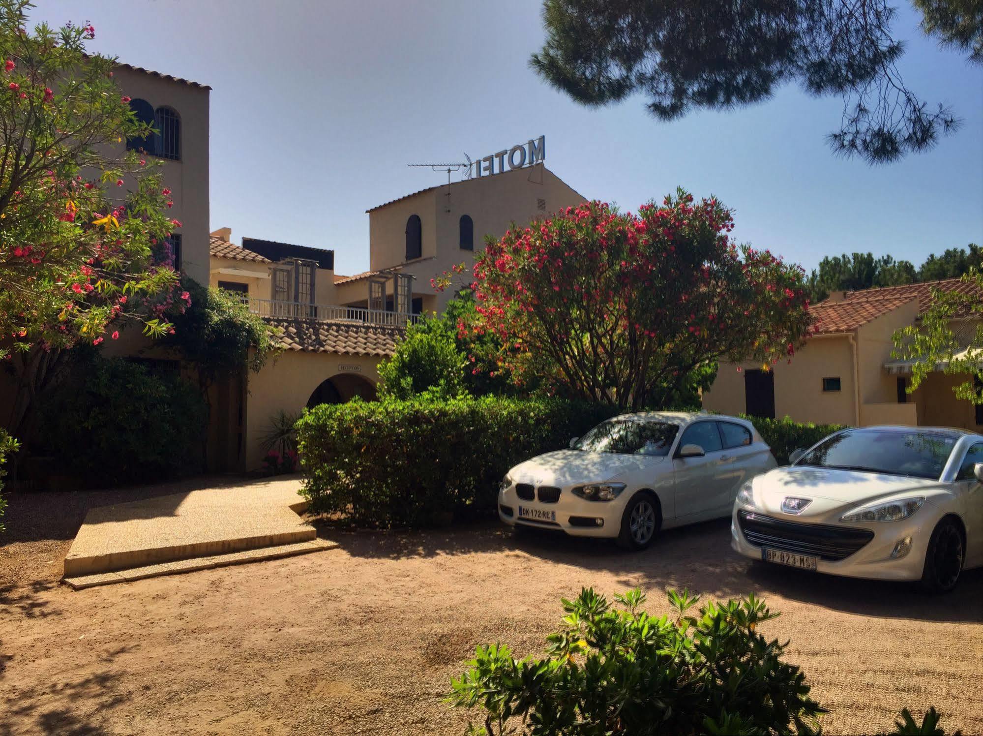 Motel Le Vieux Moulin LʼÎle-Rousse Eksteriør billede